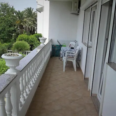 Апартаменты Sunny Rab With 2 Bedrooms