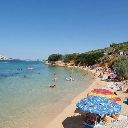 Sunny Rab With 2 Bedrooms Апартаменты Palit